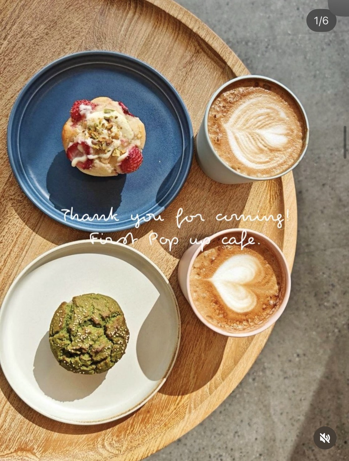 Pononのマフィンとコーヒー